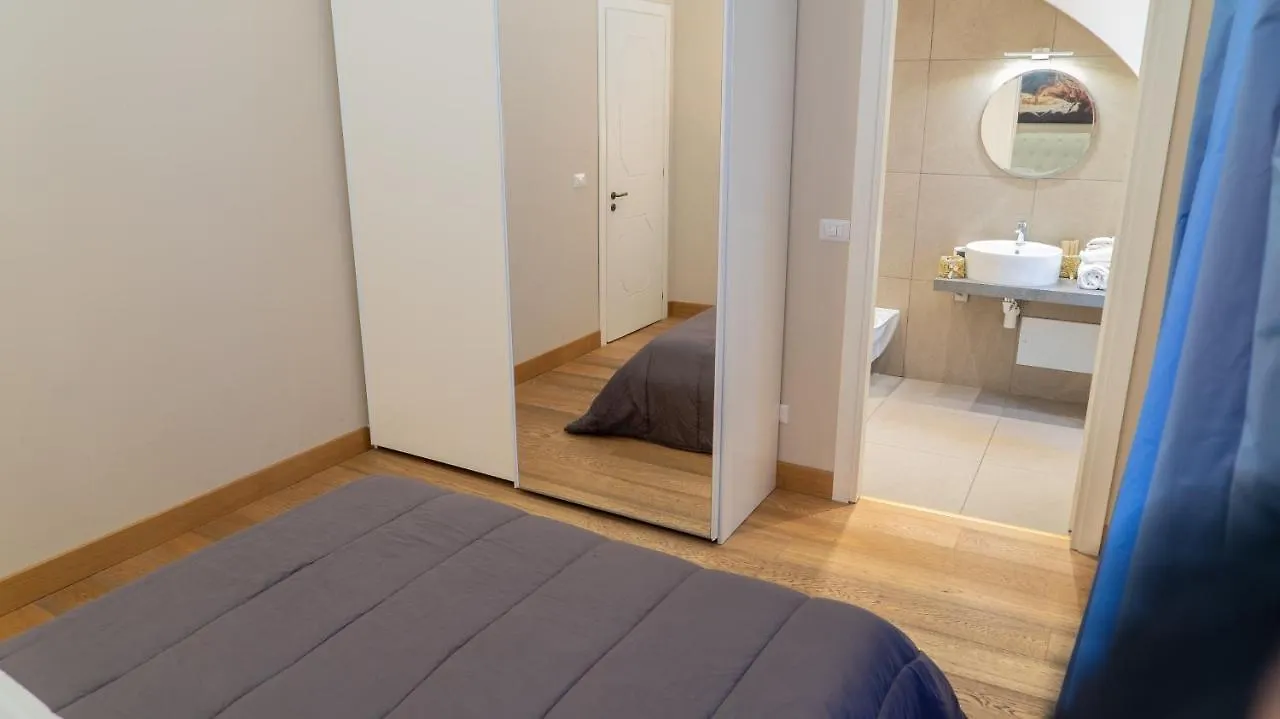 Duca Di Sarro Le Suites Catania 0*,  Italy